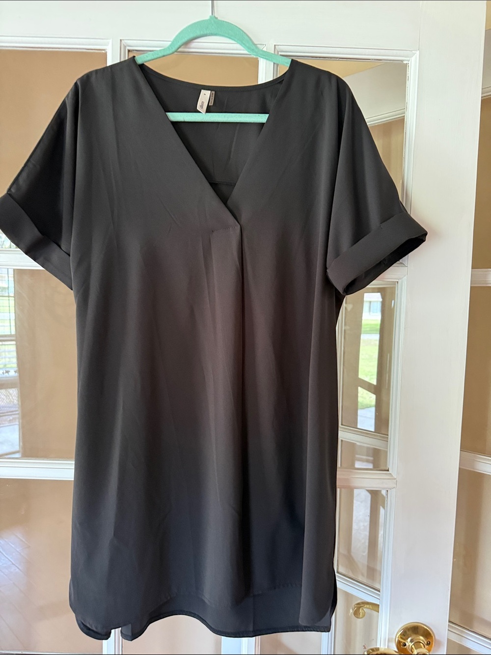 glam Black V-Neck Short Sleeve Tunic